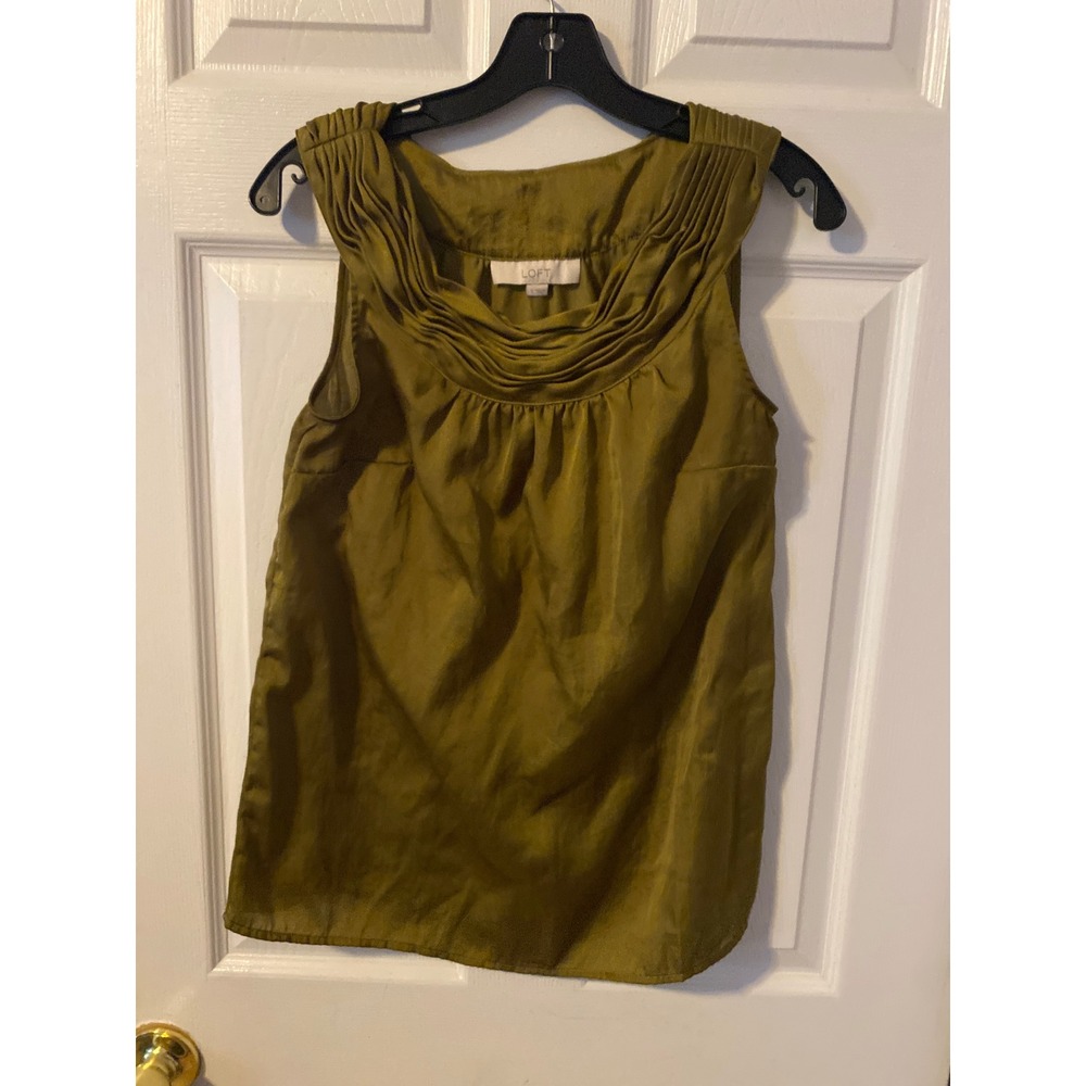 Ann Taylor LOFT Olive Green Draped Cowl Neck Pleated Sleeveless Blouse Small